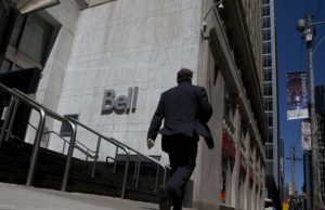 Pengadilan federal menolak Bell menunda keputusan CRTC