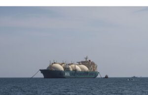 Presiden Senegal Janjikan Peninjauan Kembali Kontrak Gas dan Minyak