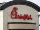 Chick-Fil-A membatalkan janji tanpa antibiotik pada ayam, menyalahkan perkiraan kekurangan pasokan