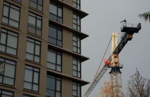 Trudeau menjanjikan $15 miliar lebih untuk pinjaman pembangunan apartemen