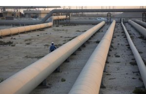 Minyak Stabil Setelah Kemerosotan Mingguan seiring Arab Saudi Menaikkan Harga