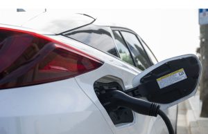 Kanada Akan Membatasi Impor Kendaraan Listrik Tiongkok saat Trudeau Menanggapi Tindakan Biden