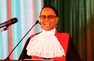 Mengapa bank harus meminta persetujuan Departemen Keuangan sebelum menaikkan suku bunga