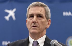 Ketua FAA mengatakan lembaganya terlalu lepas tangan dalam pengawasannya terhadap Boeing