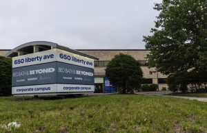 Kesimpulan dari analisis AP mengenai kebangkitan perusahaan-perusahaan ‘zombie’ yang sarat utang di dunia