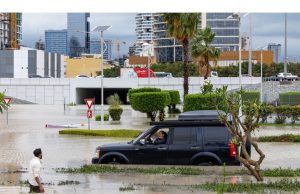 Kuas Dubai Dengan Panas ‘Terasa Seperti’ 60C Menunjukkan Bahaya di Depan