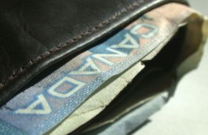 Banyak warga Kanada yang berhutang budi berpikir Bank of Canada tidak dapat menyelamatkan mereka