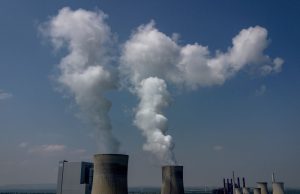 Pertumbuhan Eropa kembali tertinggal dari AS, karena Jerman masih menjadi anak bermasalah perekonomian zona euro