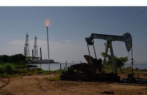 Pertumbuhan permintaan minyak global menjadi dingin seperti yang melambat, kata EIA