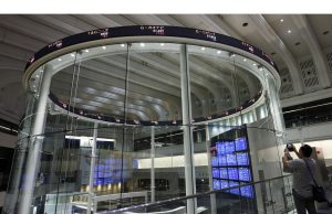 Saham Mendapat Reli yang Terbantu karena BOJ karena Volatilitas Merosot: Pasar Terbungkus