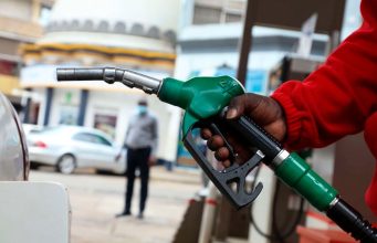 Harga bahan bakar tidak berubah untuk pertama kalinya sejak Desember tahun lalu