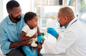 Menumbuhkan budaya keselamatan pasien di fasilitas kesehatan kami di Kenya