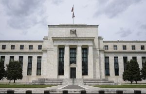 Bagi pengamat tingkat hipotek, ini masih merupakan permainan menunggu & melihat