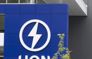 Lion Electric mengumumkan PHK sementara di tengah proses CCAA