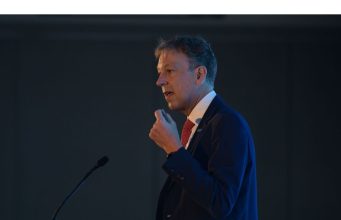 Rio Tinto dan Glencore Berbicara Selama Berbulan-bulan Tentang Kesepakatan Yang Dulunya Tabu