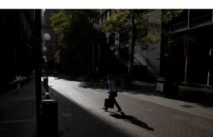 Dolar Melonjak karena Lonjakan Perekrutan yang Tak Terduga Membuat Imbal Hasil Lebih Tinggi