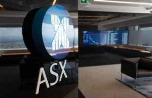 Saham Australia tergelincir, tetapi mengakhiri minggu ini di zona hijau