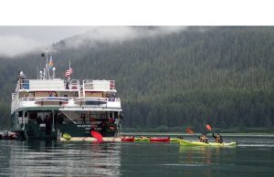 UnCruise Adventures Mengumumkan Kembalinya Petualang Alam Liar