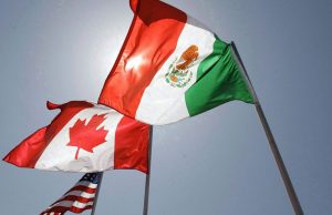 Trump mendorong pembukaan kembali pembicaraan mengenai USMCA lebih awal, lapor WSJ