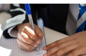 Inflasi Inggris melonjak hingga 10 bulan saat PPN melanda sekolah swasta