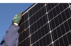 Perusahaan tenaga surya AS untuk memindahkan manufaktur baterai di luar Cina