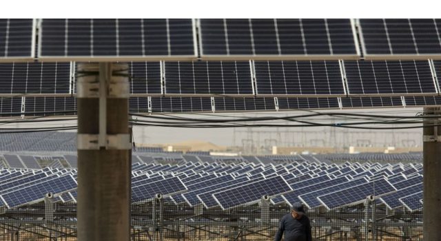 China Solar Lobby melihat lebih sedikit instalasi setelah tahun rekor