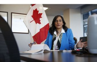 Kampanye meluncurkan Kanada di Washington di tengah kebingungan tarif