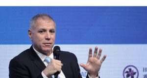 HSBC melihat biaya $ 1,8 miliar selama dua tahun di Elhedery Revamp