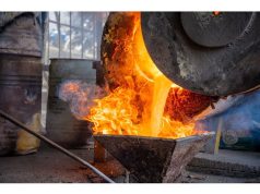 Logam menurun karena meningkatnya ketegangan China memicu sentimen risiko