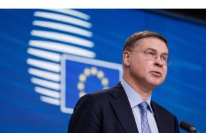 Ketidakpastian perdagangan Trump memukul ekonomi Uni Eropa, kata Dombrovskis