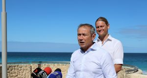 WA Buruh Janji Bus Pantai Gratis