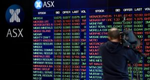 Saham Aussie mencetak rekor saat dolar mencapai tertinggi dua bulan