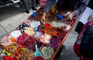 Meksiko melarang penjualan junk food di sekolah -sekolah dalam salvo terbaru melawan obesitas anak