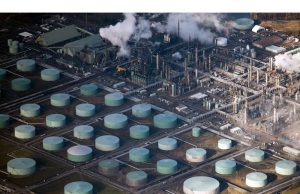 Kemajuan minyak dengan prospek pertumbuhan AS, level persediaan dalam fokus