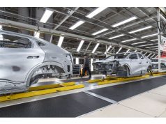 Titans mobil China mendorong AI, mobil terbang, dan pelat baru