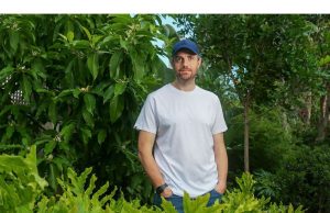 Miliarder aktivis iklim pembicaraan konflik atas jet swasta