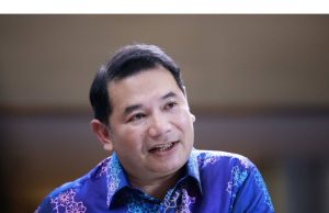 Lengan Softbank untuk menggerakkan gol chip Malaysia senilai $ 270 miliar