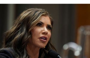 Noem untuk berkeliling El Salvador Prison Housing Migrants yang dideportasi AS