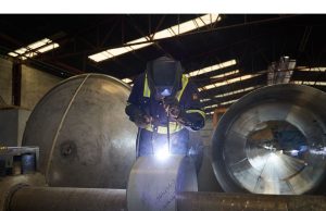 Lutnick mengatakan Trump menempel pada timeline tarif baja aluminium AS