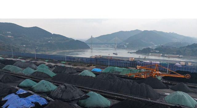 Rendah empat tahun batubara menyembunyikan pemerasan pasokan global yang akan datang