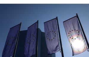 Stournaras mengatakan semuanya menunjuk ke April ECB Cut: Econostream