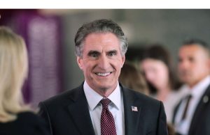 Kepala Interior AS melempar sumber daya di tanah federal sebagai aset yang bernilai triliunan