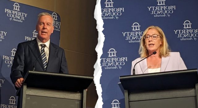 Buruh menggandakan pengeluaran proyek