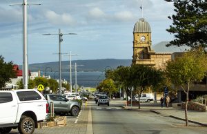 Libs Pitch $ 5 juta untuk Rumah Sakit Albany