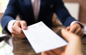 Keputusan pengadilan baru -baru ini menghancurkan mitos di sekitar pesangon gaji