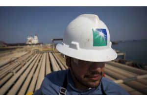 Penjualan minyak Saudi Aramco ke China akan jatuh tajam pada bulan April