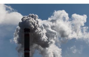 Jatuh biaya gas alam menarik pembeli India yang peka terhadap harga