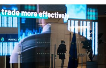 Saham Eropa melanjutkan penjualan saat tarif Trump mulai berlaku