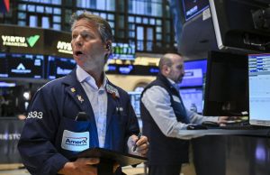 Pasar ‘menggenggam’ dengan harapan negosiasi tarif